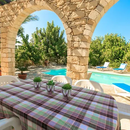 Irini Villa